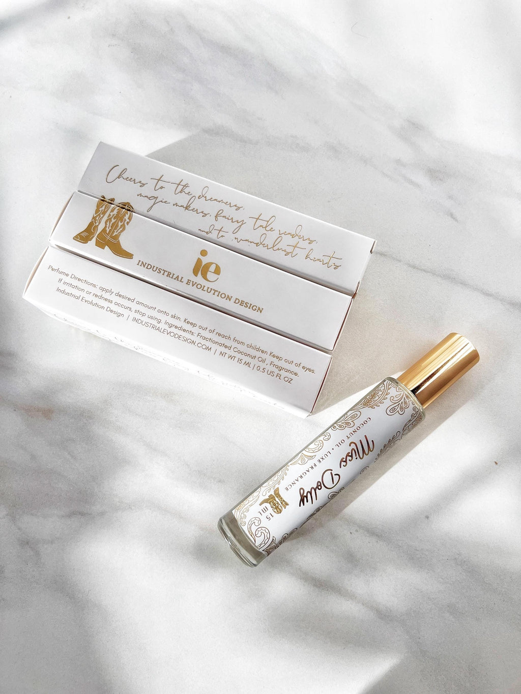 Missy Dolly Scent Perfume Roller - Sweet, breezy, and effortlessly sensual