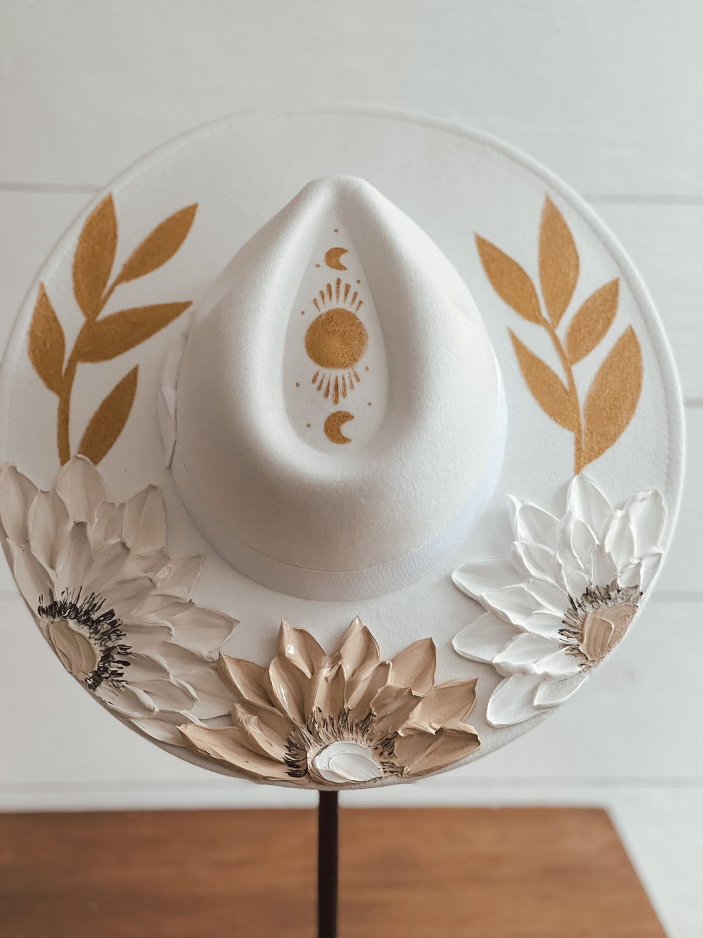 Flower Hat - Wedding Rancher Hat - Baby Shower Hat - Gender Reveal Wardrobe - Festival Accessory - Maternity photos - Wide Brim Hat